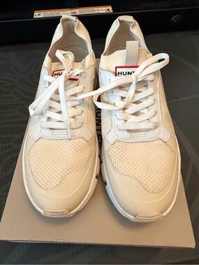 Hunter Light Natural Water Repellent Knit Sneakers Women’s 9.5